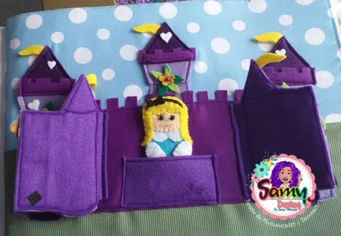 Cuento interactivo de Alicia con títeres de dedos - Imagen 2