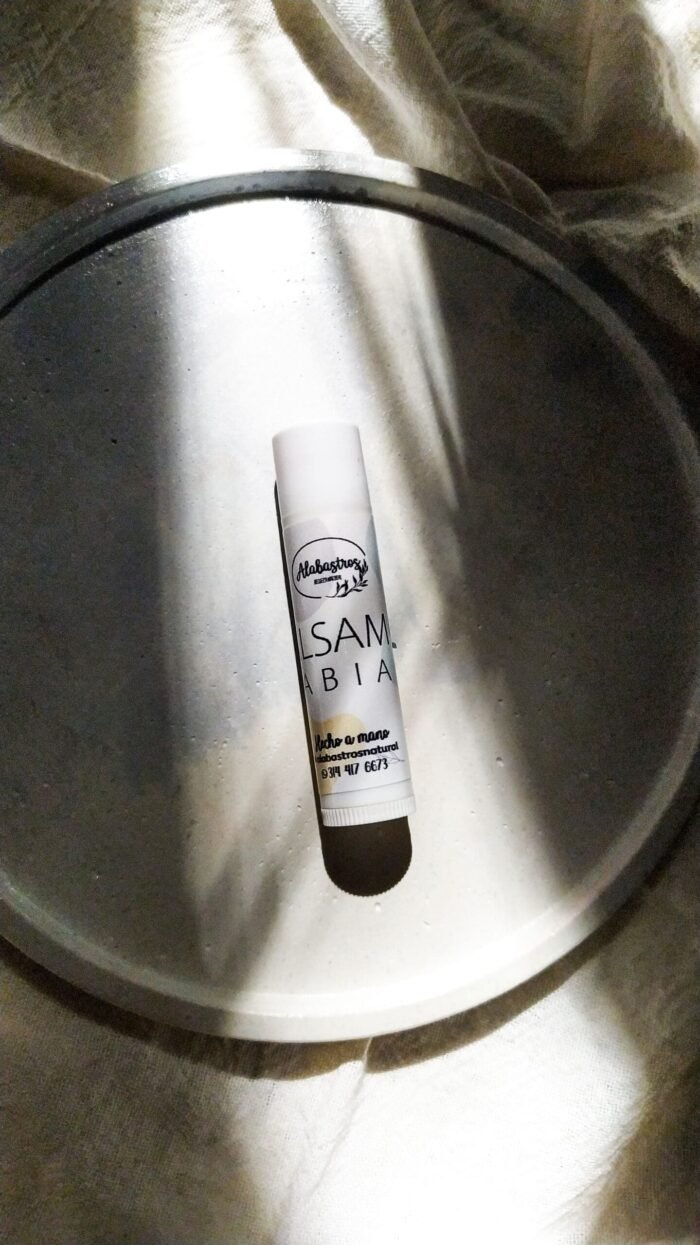 Bálsamo Labial Natural, sin químicos, a base de manteca de Cacao, sin Tóxicos, sin Plomo, Con vitamina E - Imagen 3