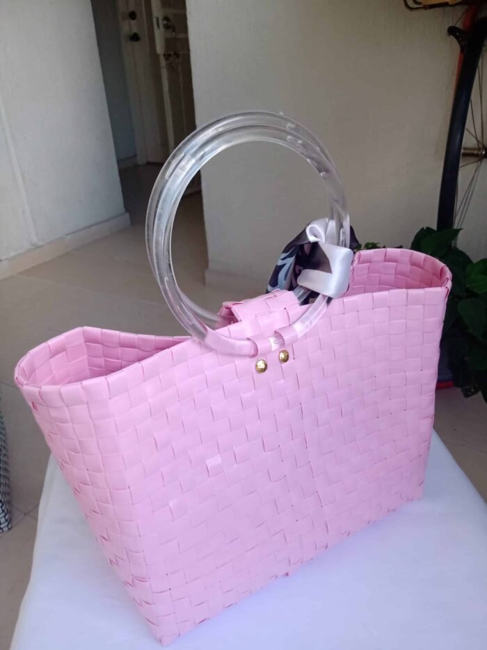 Bolso rosado con pañoleta - Imagen 2