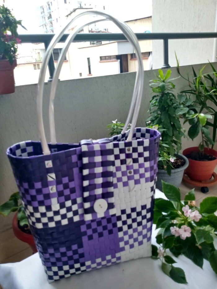 Canasto morado blanco y lila - Imagen 2