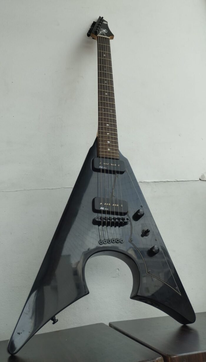 Guitarra Eléctrica Marc Axl Mayhem Jacknife Axl Flying V P90🎸 - Imagen 7