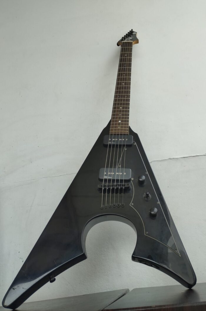 Guitarra Eléctrica Marc Axl Mayhem Jacknife Axl Flying V P90🎸 - Imagen 9