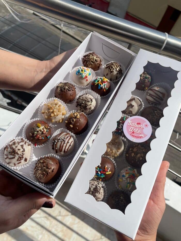 CAJA X12 CAKEPOPS