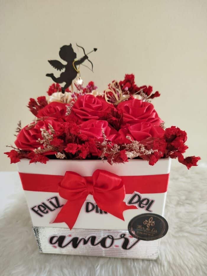 Flores en Satin