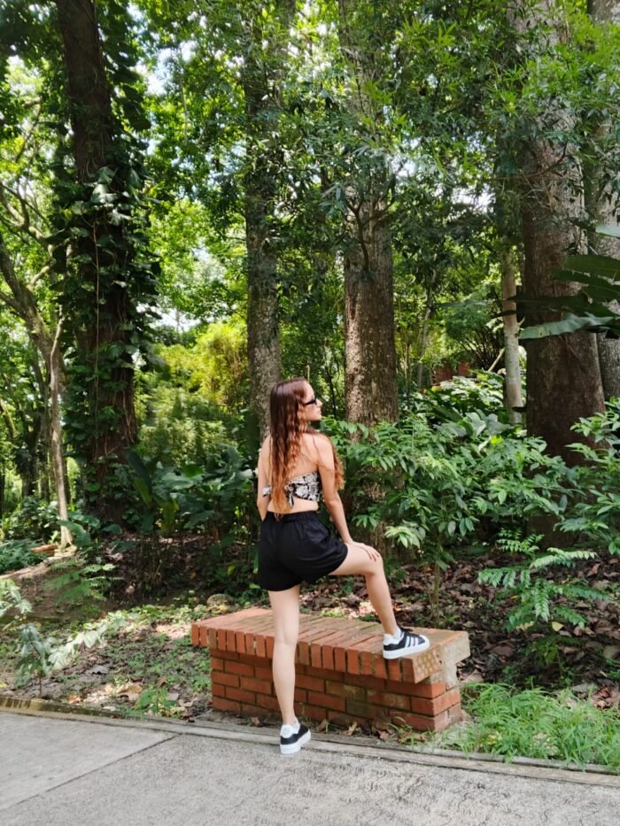 Short & Top Nudo - Imagen 2